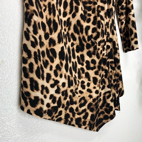 Vince Camuto Three Quarter Sleeve Cheetah Print Top - Picture 3 of 6